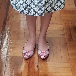 Tesori Shoes - Tesori Floral Slingback Flats Tesori Shoes - Tesori Floral Slingback Flats